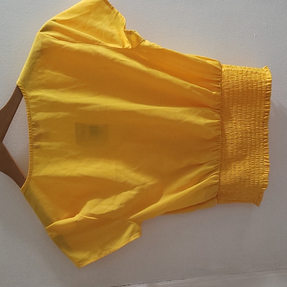 Short sleeve top - Picture 2 of 2